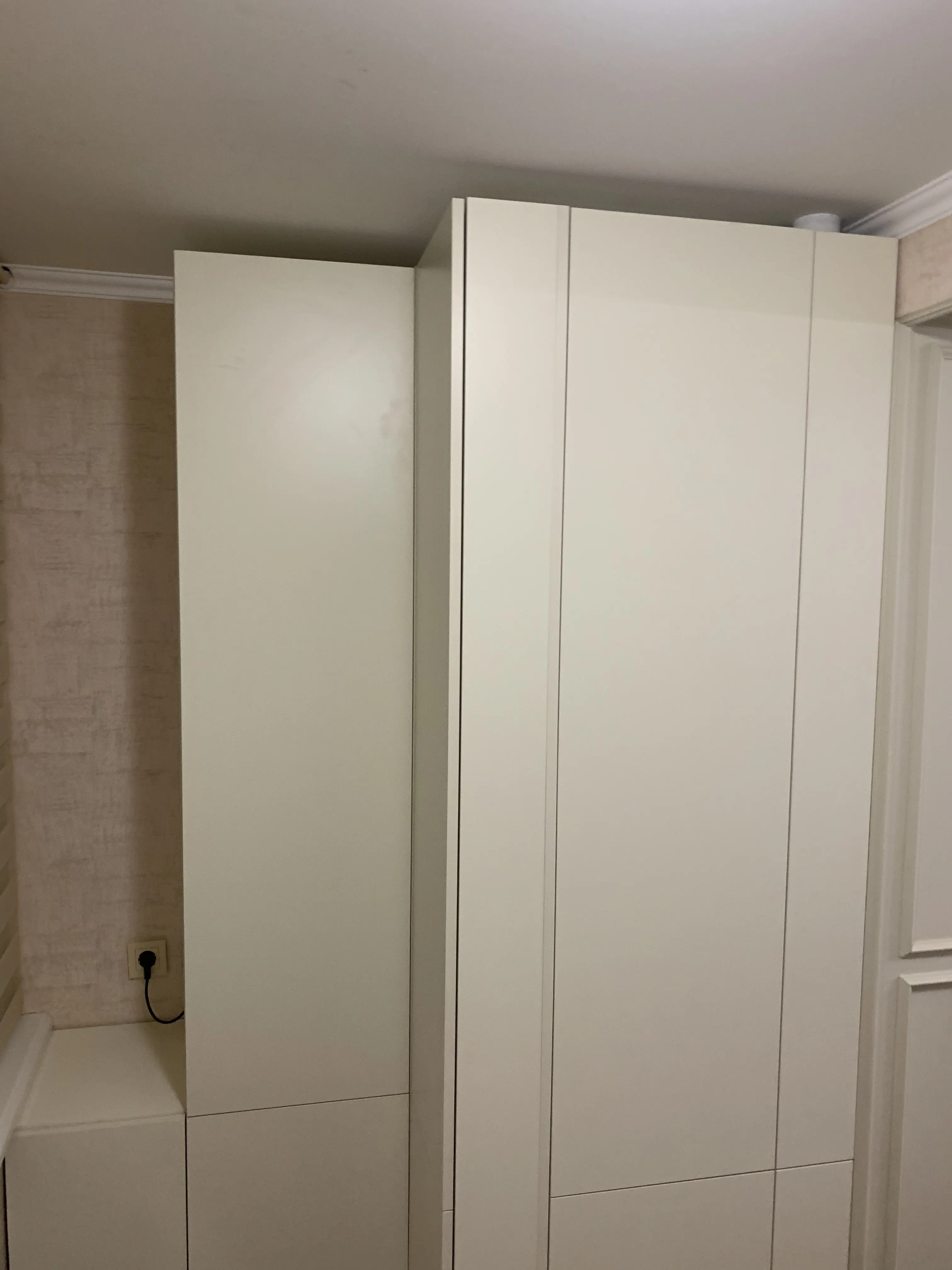 wardrobe