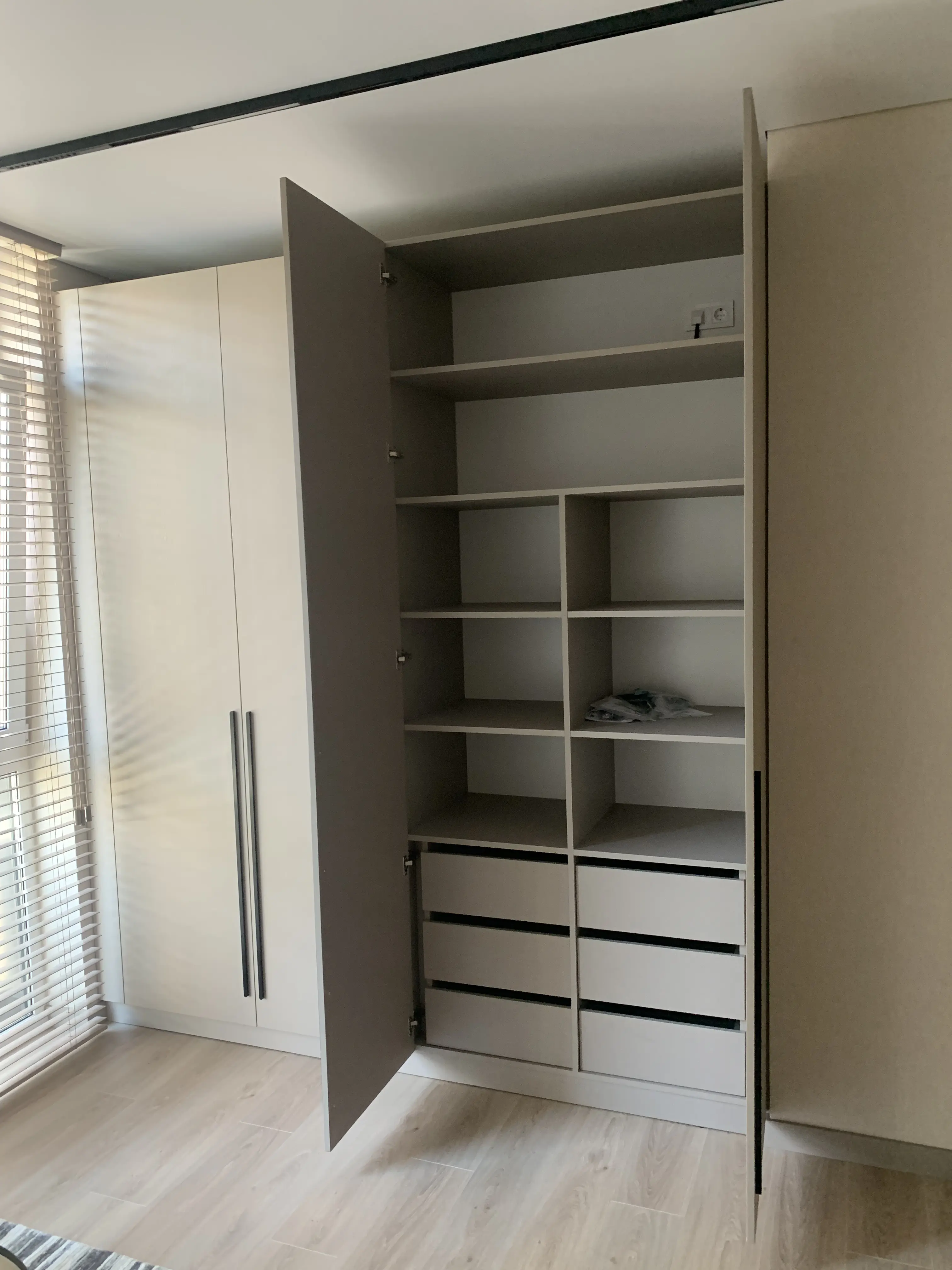 wardrobe