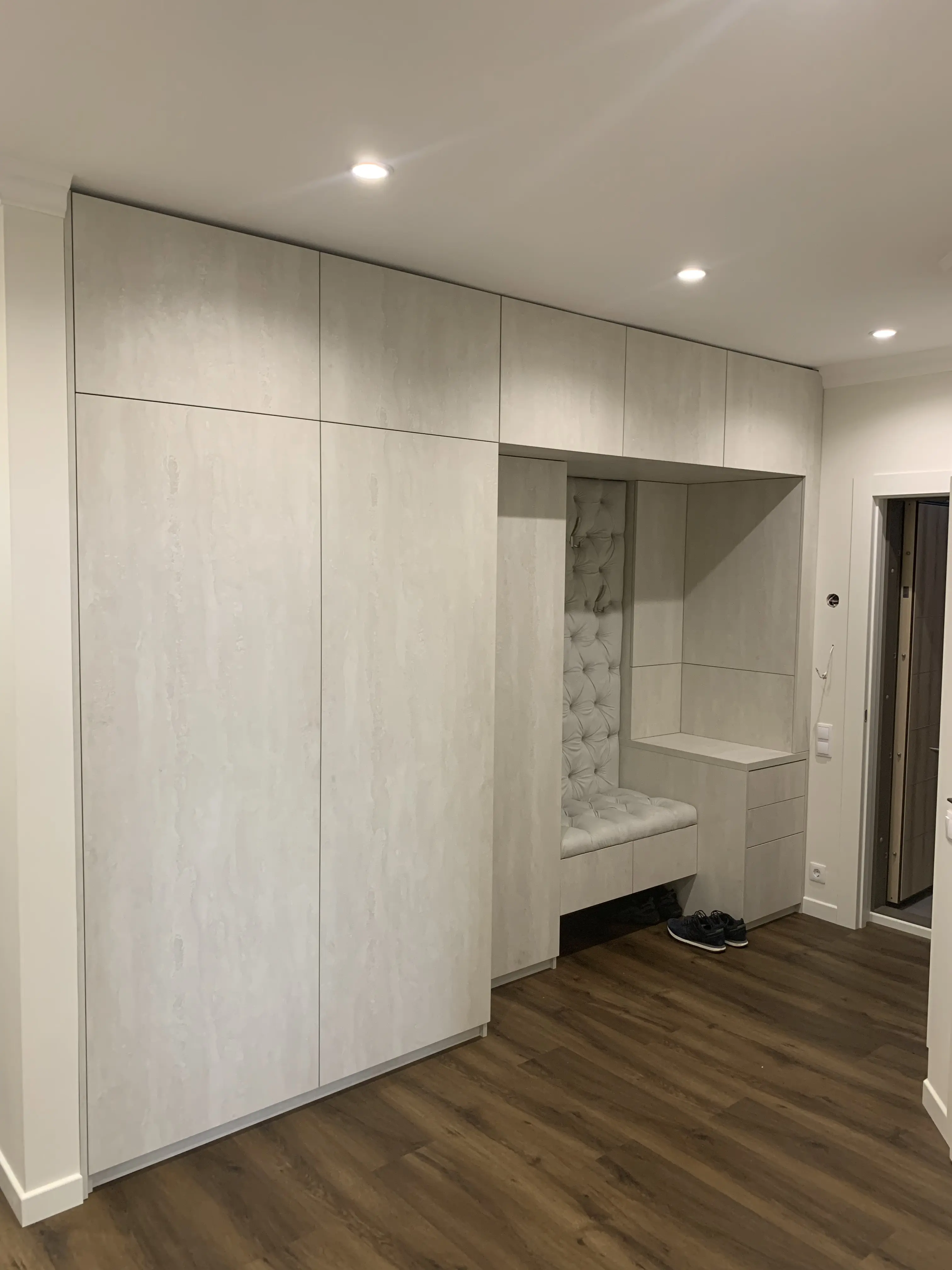 wardrobe